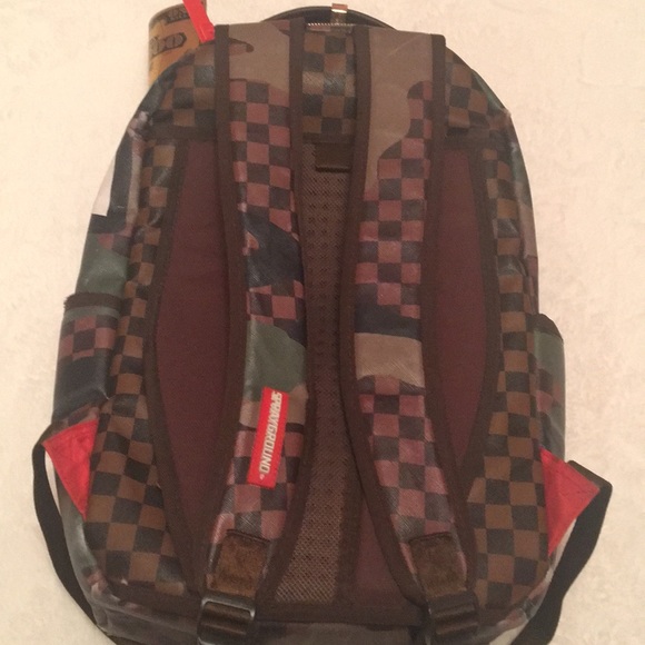 Sprayground backpack sharks in Paris - Picture 3 of 12